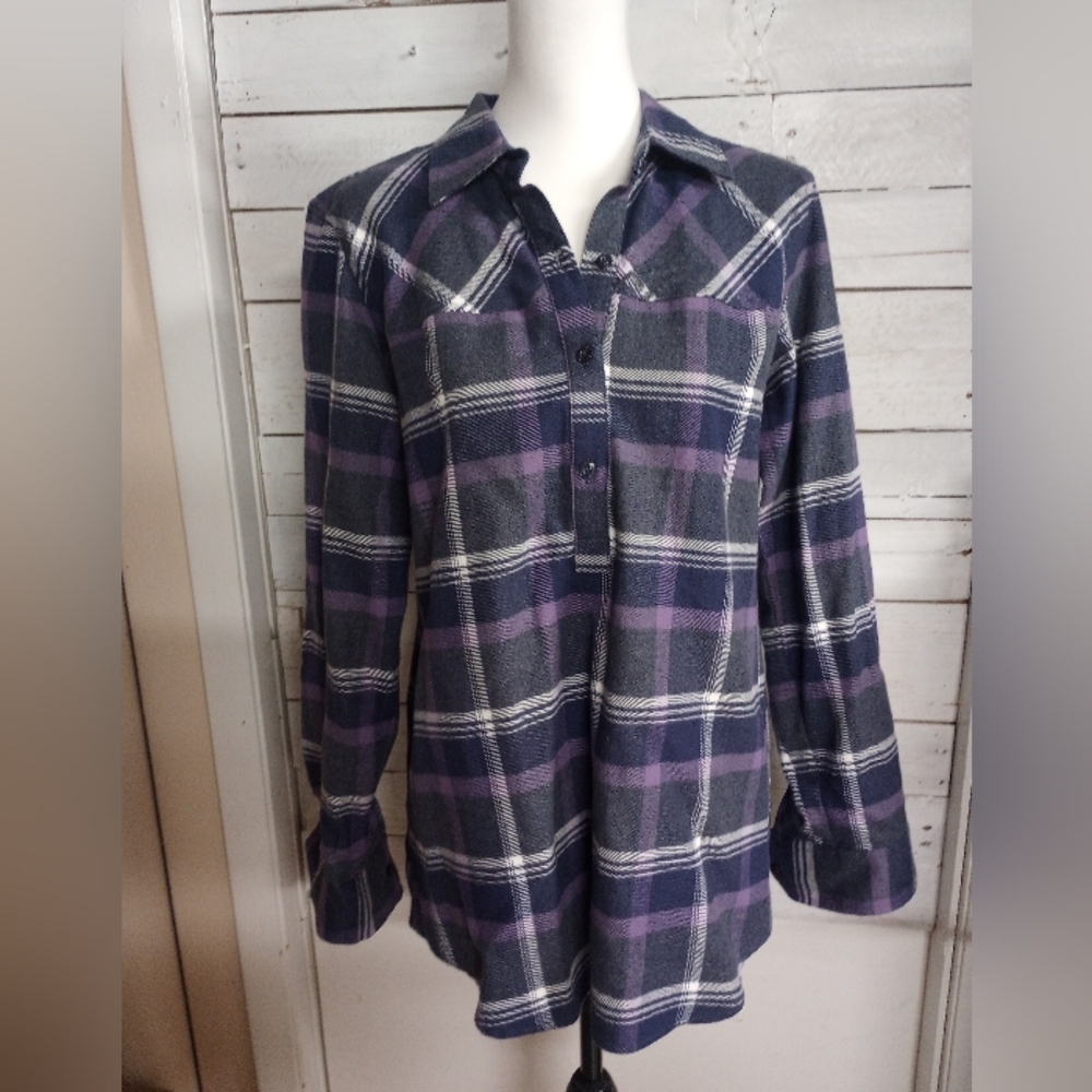 Ascend Women's Medium Half Button Purple Plaid Long Sleeve Pullover Shirt Fall